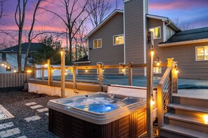 Outdoor spa tub - Harmony Rd. (East Stroudsburg)