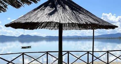 Gorgeously restored tranquil farmhouse