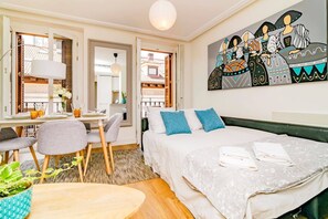1 chambre, fer et planche à repasser, Wi-Fi, literie fournie