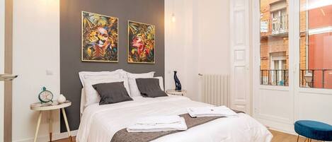 3 soverom, strykejern/-brett, wi-fi og sengetøy