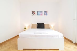 5 chambres, fer et planche à repasser, Wi-Fi, literie fournie