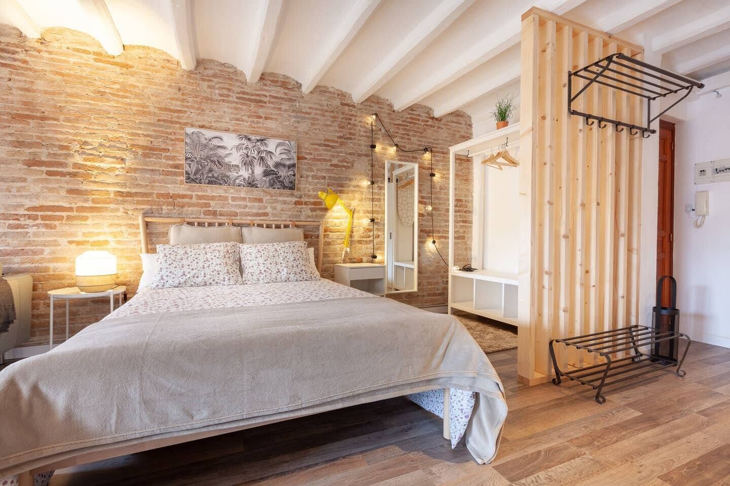 Fer et planche à repasser, Wi-Fi, draps fournis