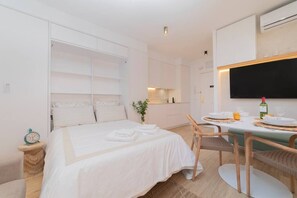1 bedroom, iron/ironing board, WiFi, bed sheets
