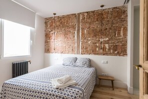 2 chambres, fer et planche à repasser, Wi-Fi, literie fournie