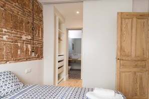 2 soverom, strykejern/-brett, wi-fi og sengetøy