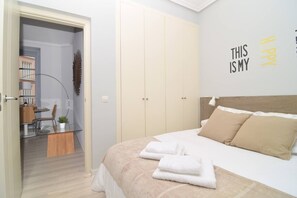 1 soverom, strykejern/-brett, wi-fi og sengetøy