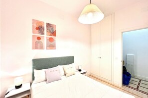 3 bedrooms, iron/ironing board, travel cot, WiFi