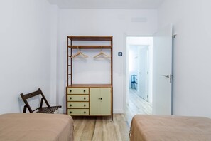 2 chambres, fer et planche à repasser, Wi-Fi, literie fournie
