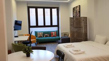 1 bedroom, iron/ironing board, WiFi, bed sheets