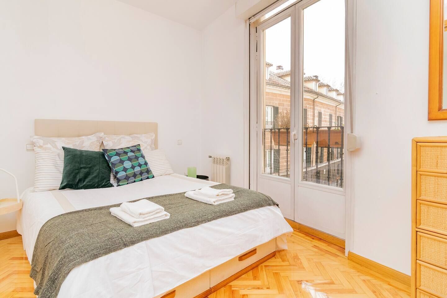 2 soverom, strykejern/-brett, wi-fi og sengetøy