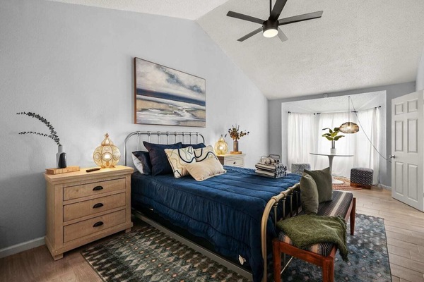 Primary suite with sitting area