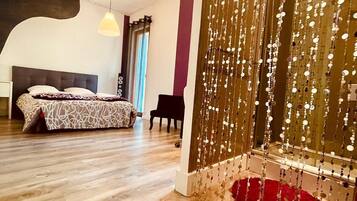 4 chambres, fer et planche Ă repasser, lit parapluie, Wi-Fi