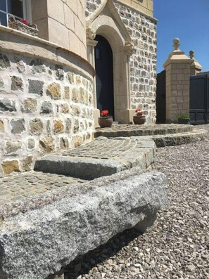 Exterior detail