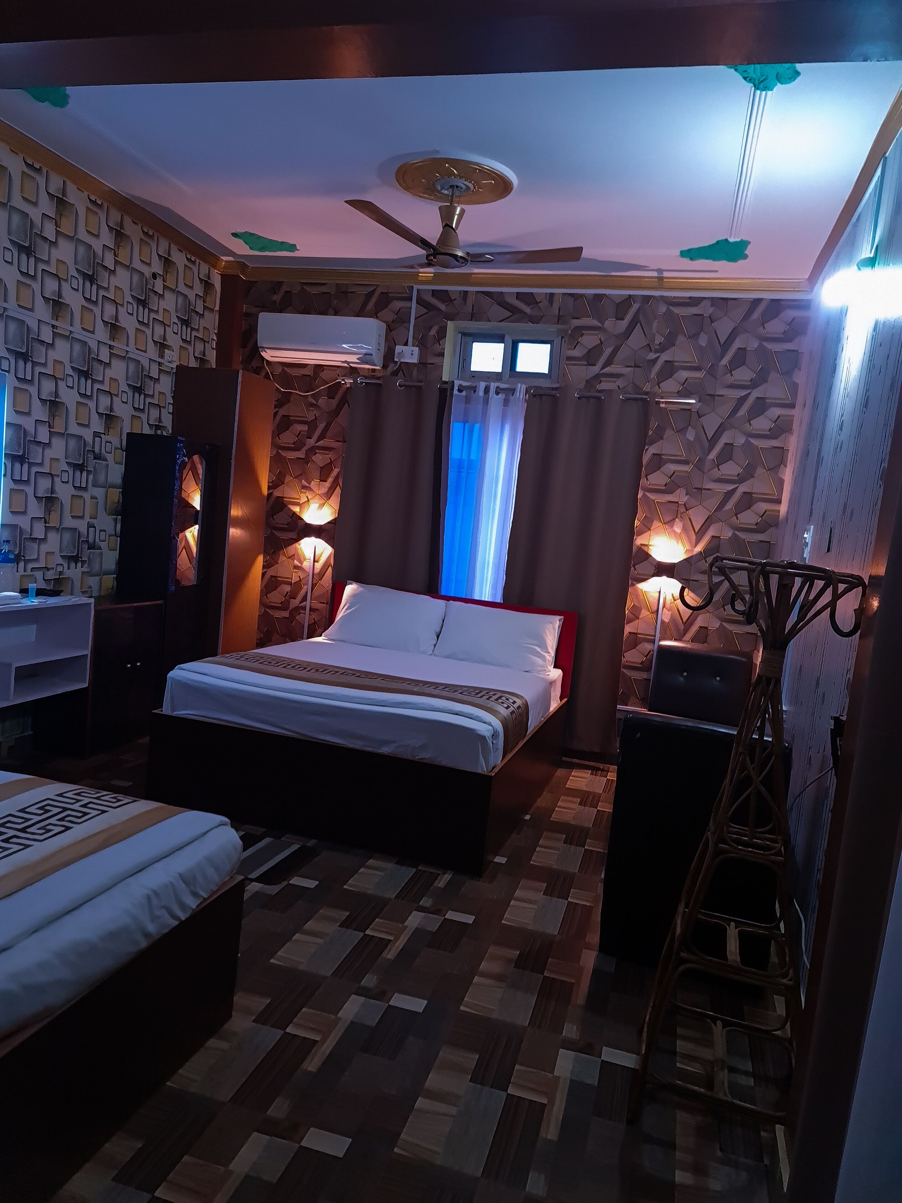 Memory foam -patjalliset sängyt