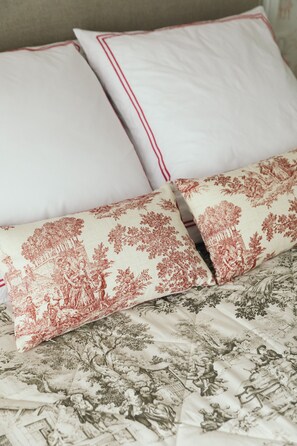 Rom – classic | Individuelt dekorert, individuelt innredet og wi-fi (inkludert)