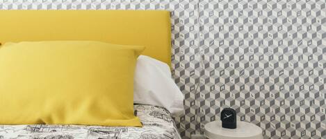 Suite familiar | Decoración personalizada, muebles diferentes y wifi gratis