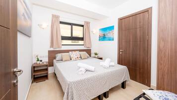 Standard Apartment | 2 bedrooms, desk, laptop workspace, blackout curtains