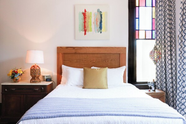 1 chambre, bureau, fer et planche à repasser, Wi-Fi gratuit