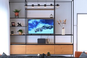 Télévision à écran plat