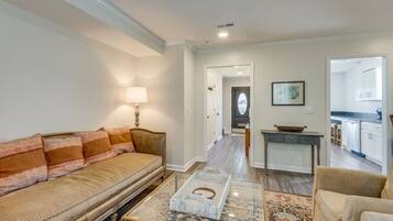 Smart TV, fireplace, offices