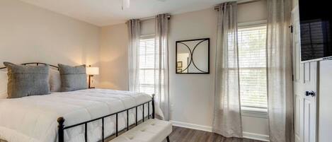 3 bedrooms, iron/ironing board, travel cot, free WiFi