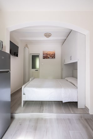 1 quarto, Wi-Fi de cortesia, roupa de cama