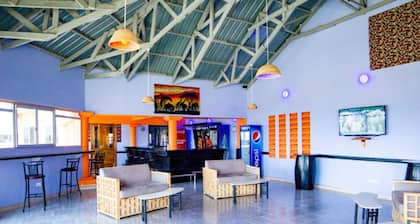 Sandmark Hotel Serengeti