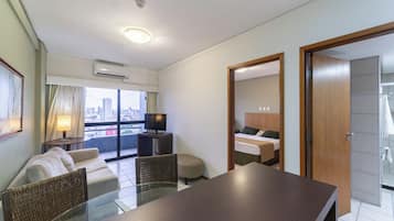 Apartamento urbano | Área de estar | TV