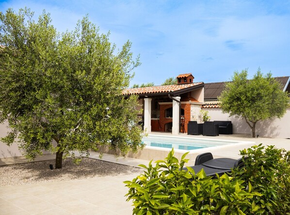 Ferienhaus (One Bedroom Holiday Home with Terrace) | Außenbereich