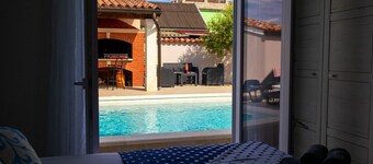 House Of Good Vibrations Indy