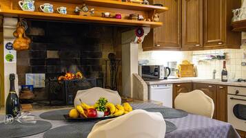 Casa (One Bedroom Holiday Home with Terrace) | Cocina privada | Refrigerador