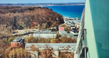 Modern luxury apartment, 5 minutes' walk from the beach