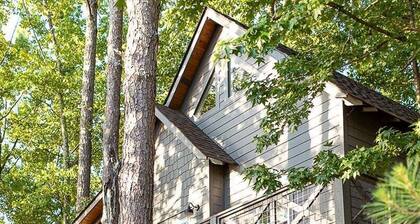 The Treehouse at River Rocks Landing