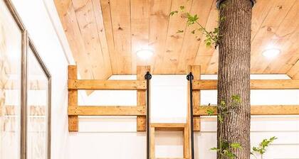 The Treehouse at River Rocks Landing