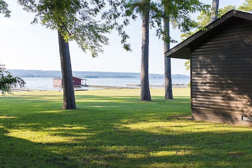 Willow Beach on Lake Guntersville