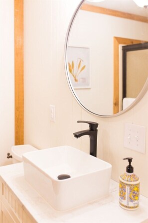 Bathtub, hair dryer