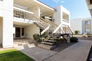 Exterior - Self Check-In-Full Kitchen-Hot Tub-Parking-Pool (Scottsdale)