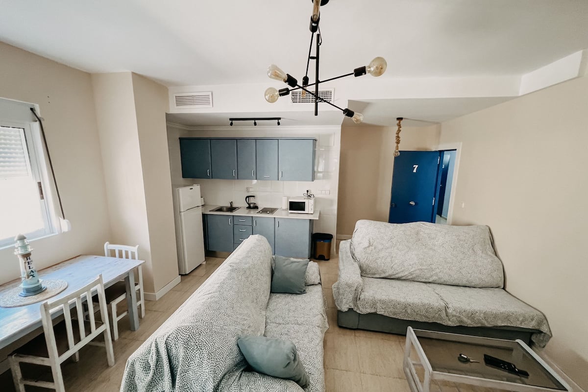 Appartement, 2 chambres | Cuisine privée | Mini réfrigérateur, micro-ondes, plaque de cuisson