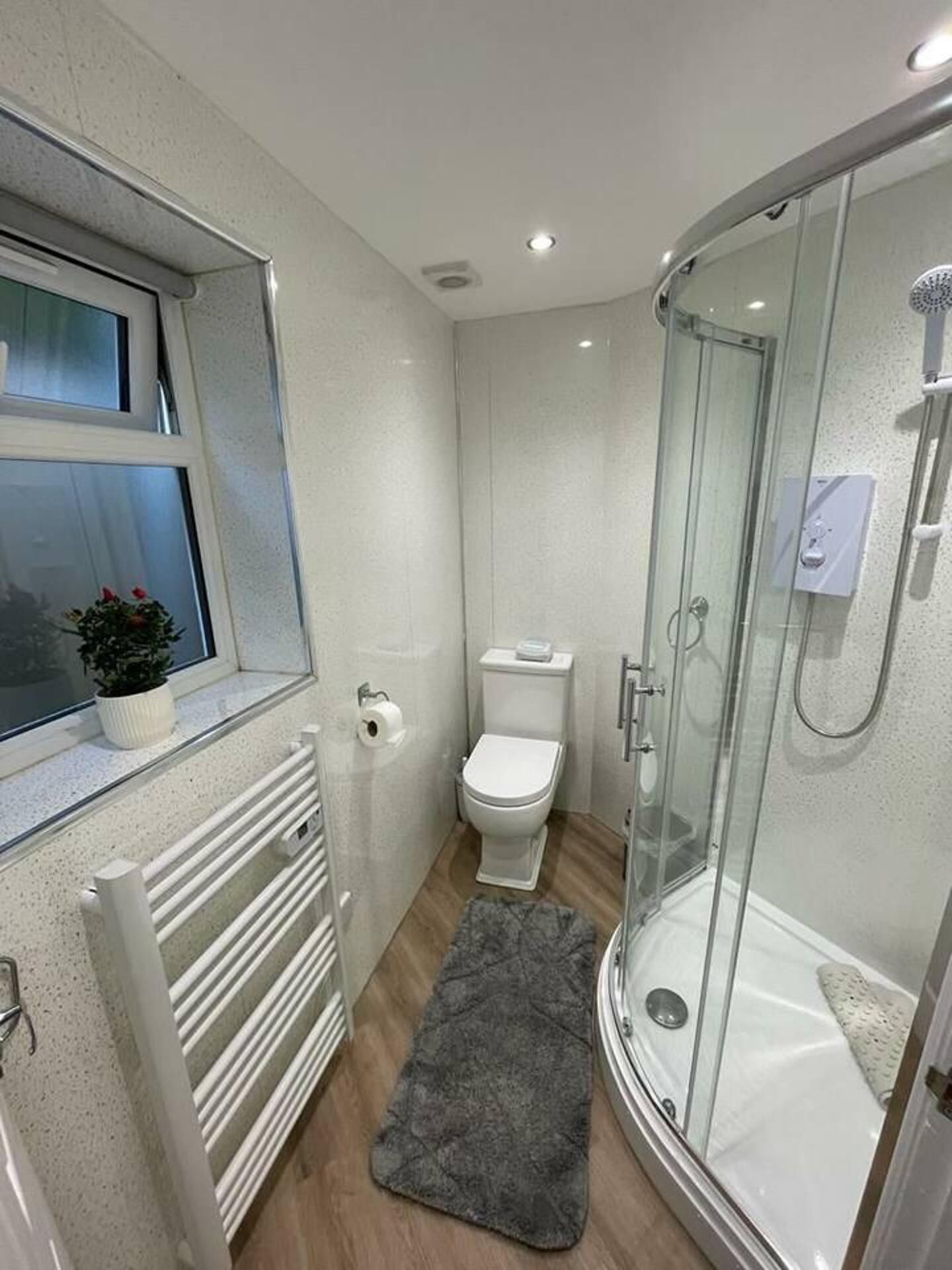 Appartement, 1 grand lit | Salle de bain
