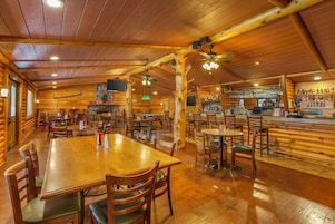 Bar (en la propiedad)