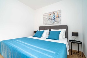 Apartment (Two Bedroom Apartment with Balcony)