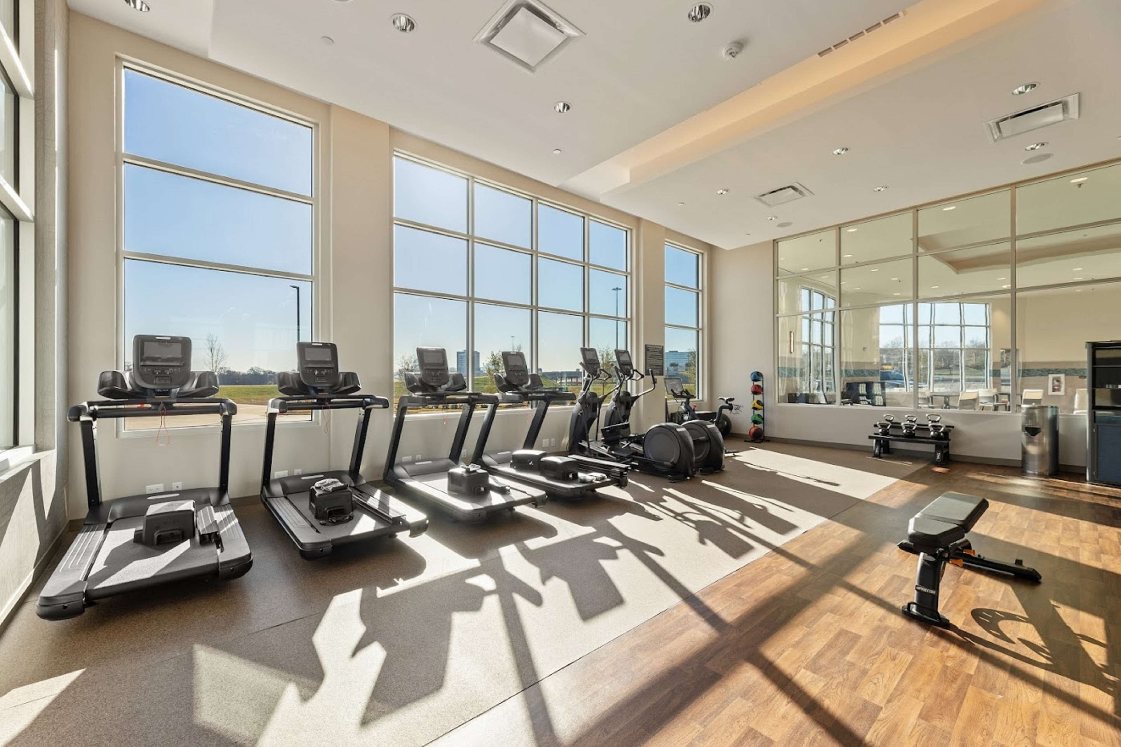 Photo - Embassy Suites by Hilton Irving Las Colinas