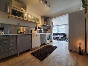 Apartment | Private kitchen - Nice & Cozy 4-rooms Apartment in Centrum Stavanger (Stavanger)
