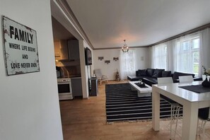Apartment | Living area