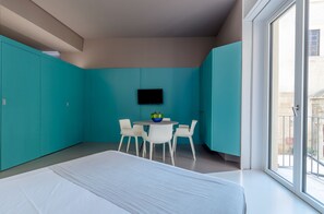 2 室のベッドルーム、デスク、アイロン / アイロン台、WiFi (無料)