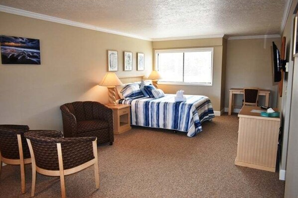 3 bedrooms, iron/ironing board, Internet, bed sheets