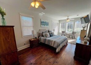 7 soverom, strykejern/-brett, reiseseng for barn og wi-fi (inkludert)