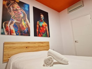Wifi gratis y ropa de cama