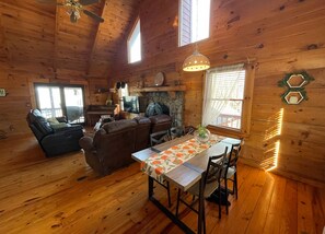 Smart TV, fireplace
