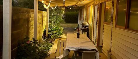 Outdoor dining